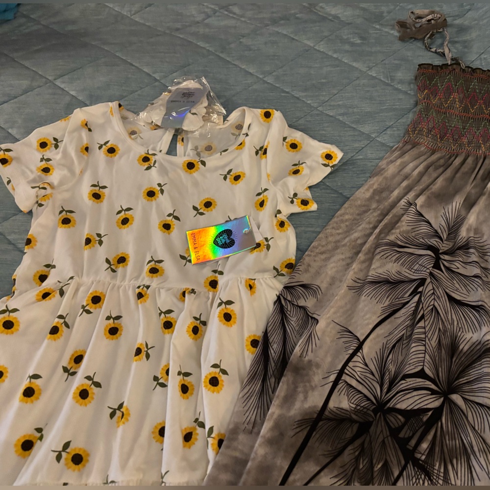 Girls’ Large cutest dress bundle - Picture 5 of 8